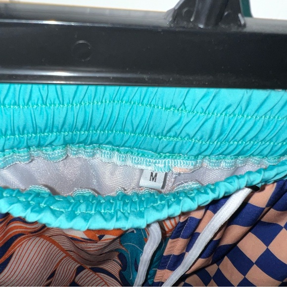 Frame of Mind board shorts - Picture 3 of 5